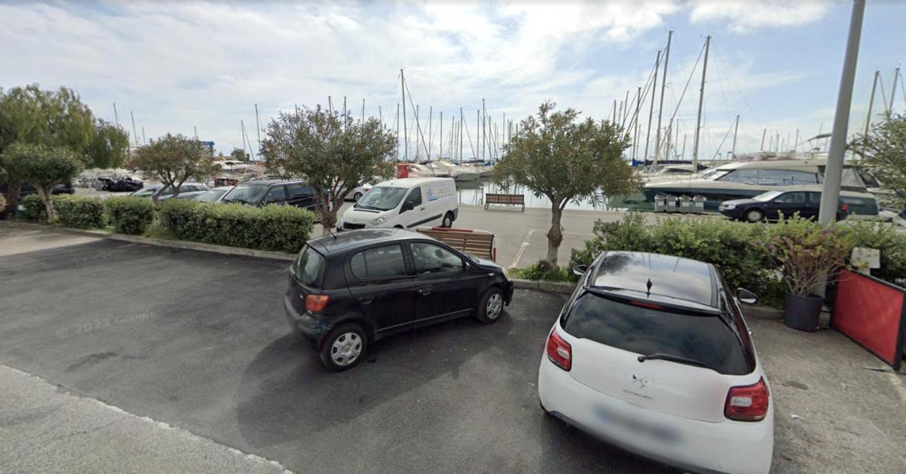 Bea Boat Charter Hotell Menton Eksteriør bilde