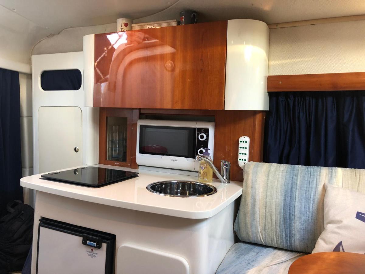 Bea Boat Charter Hotell Menton Eksteriør bilde
